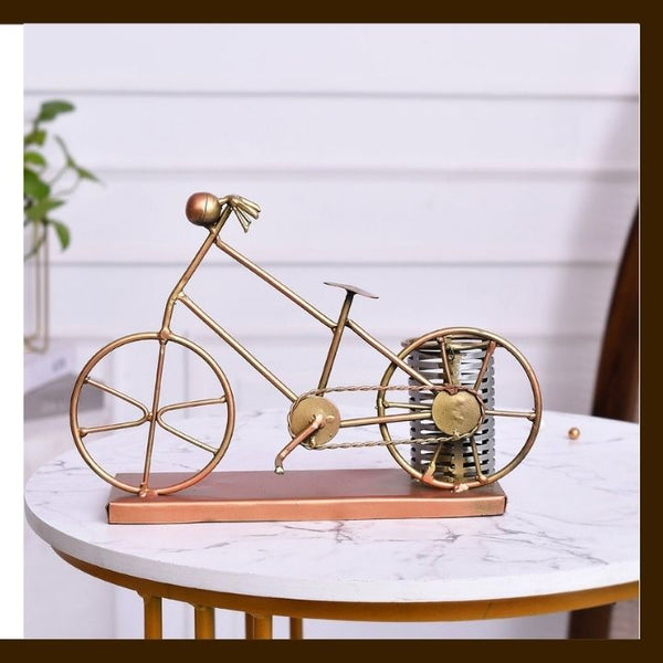 MATAL TABLE DECOR HAND I CRAFTS GOLDEN CYCLE PEN STAND 