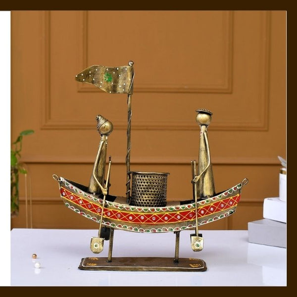 MATAL TABLE DECOR HAND I CRAFTS SMALL BOAT PEN STAND