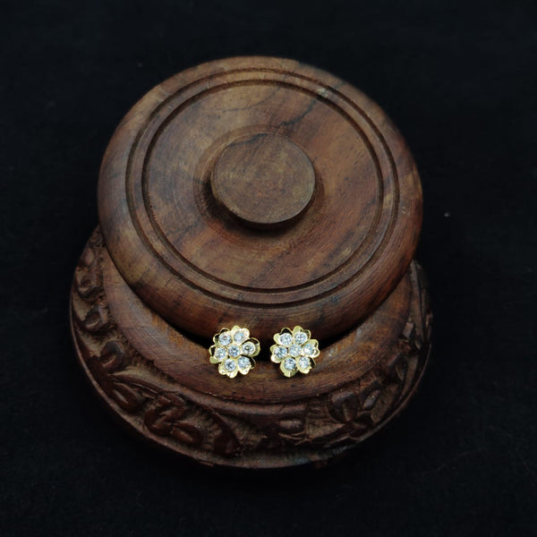 Impon Stud Earrings]