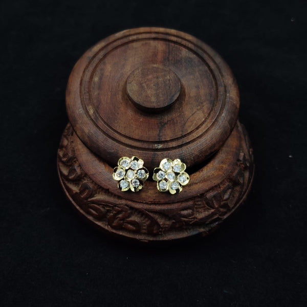 Impon Stud Earrings]