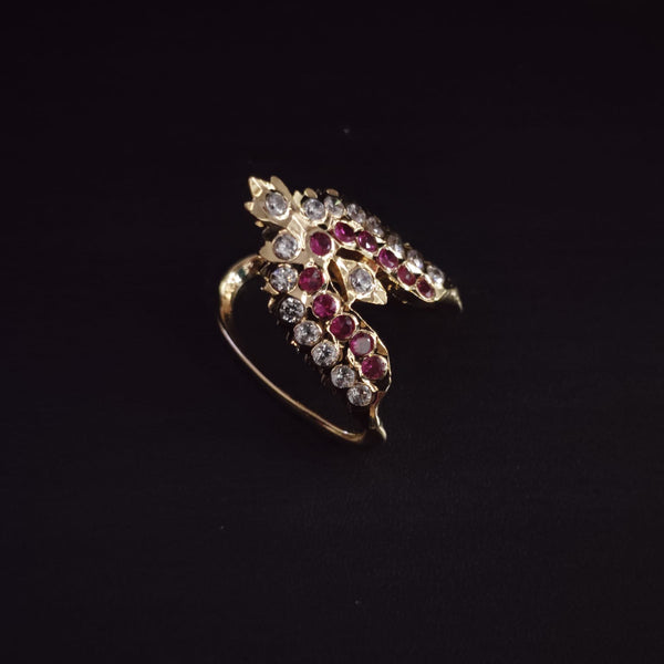 impon Vanki ring with gemstones